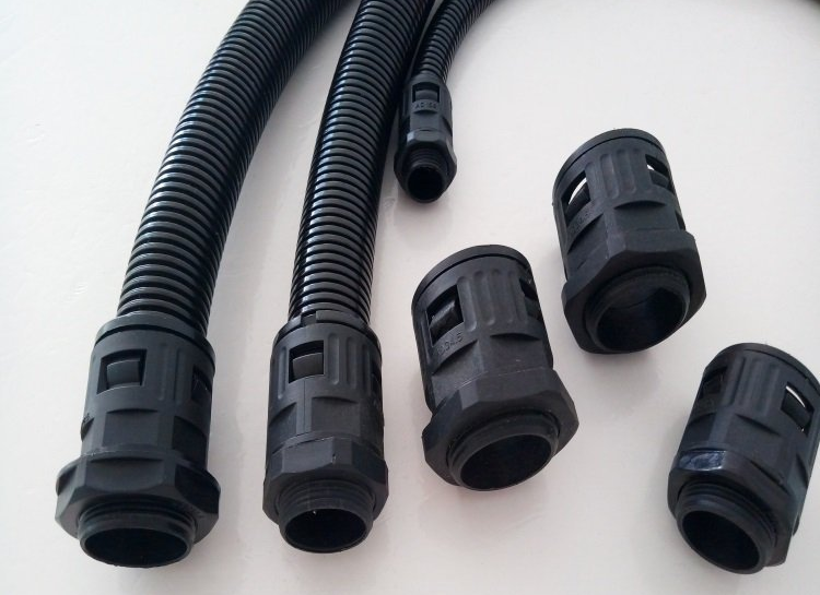 线束波纹管防水接头：电缆保护的关键部件